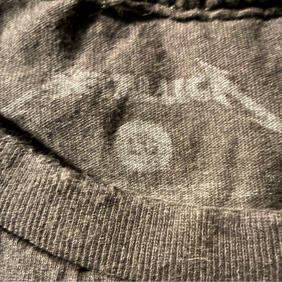 Metallica Ride the Lightning Tee - Picture 3 of 4